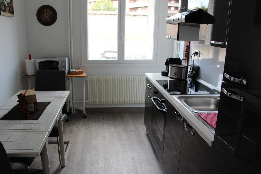 Apart'Hotel Les Floralies Roanne Rum bild